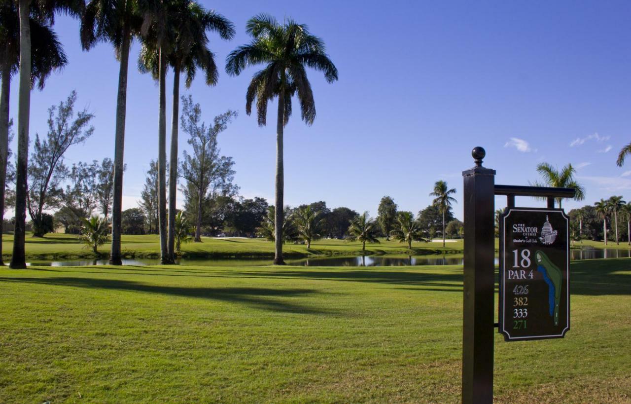 Miami Lakes Hotel Екстериор снимка